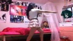 美女换衣在线视频,美女换衣在线视频揭秘