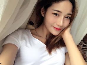 美女在线视频里,虚拟与现实交织的视觉盛宴